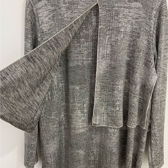 Soft Surroundings Silver Metallic Layered Long Sleeve Blouse. Size Medium - Picture 10 of 11